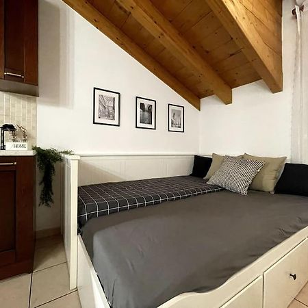 Ferienwohnung Mansarda Antica Milano San Giuliano Milanese Exterior foto
