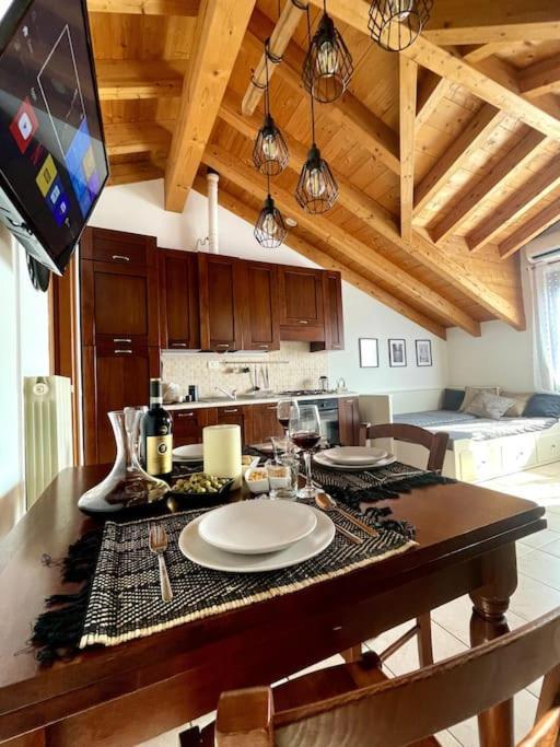 Ferienwohnung Mansarda Antica Milano San Giuliano Milanese Exterior foto